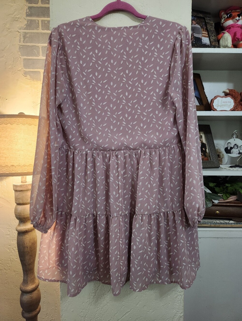 Entro Tiered V-Neck Long Sleeve Dress Ruffled Dress P2p 18 Size Small EUC - Picture 2 of 7